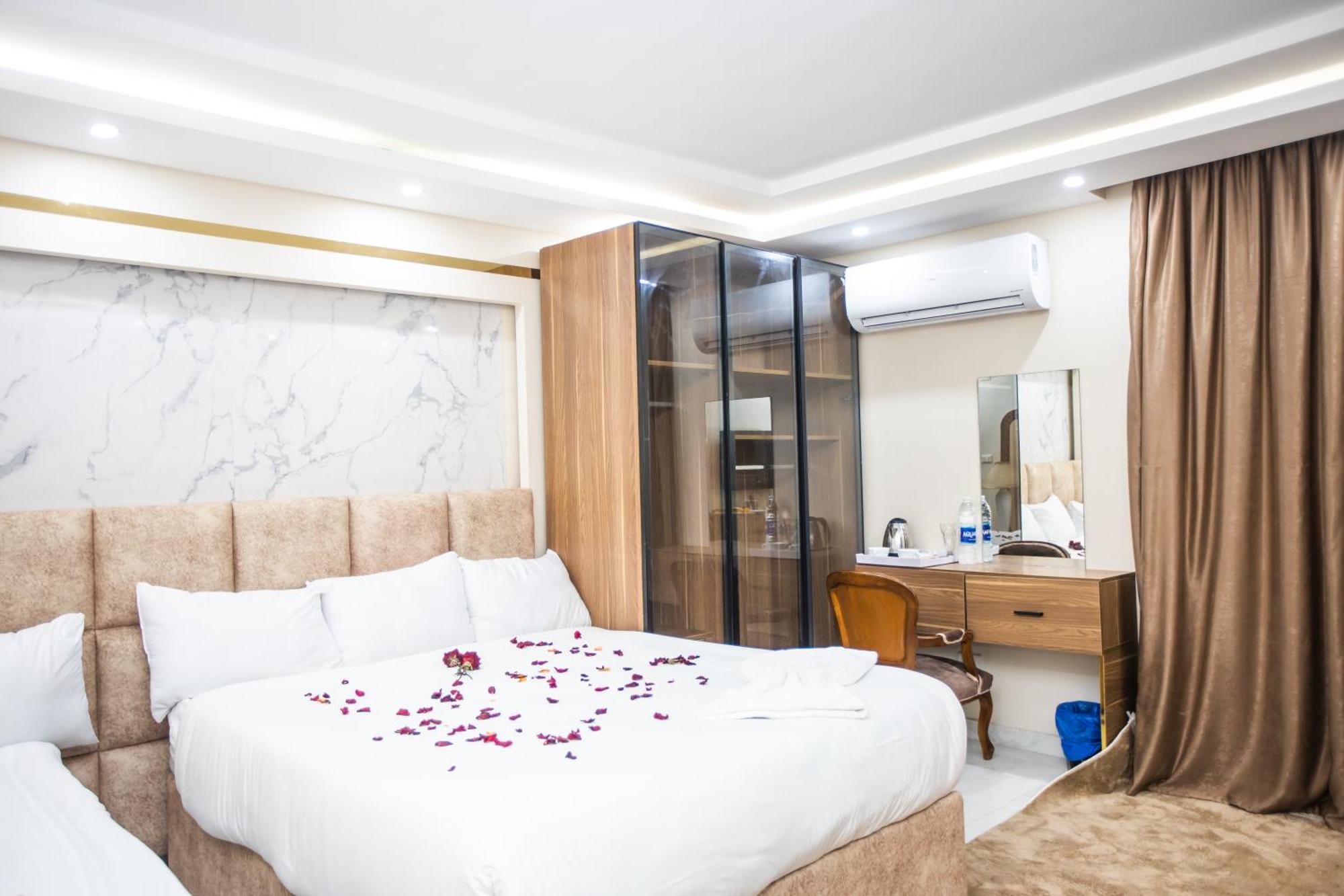 Comfort Giza Top Hotel Cairo Exterior photo