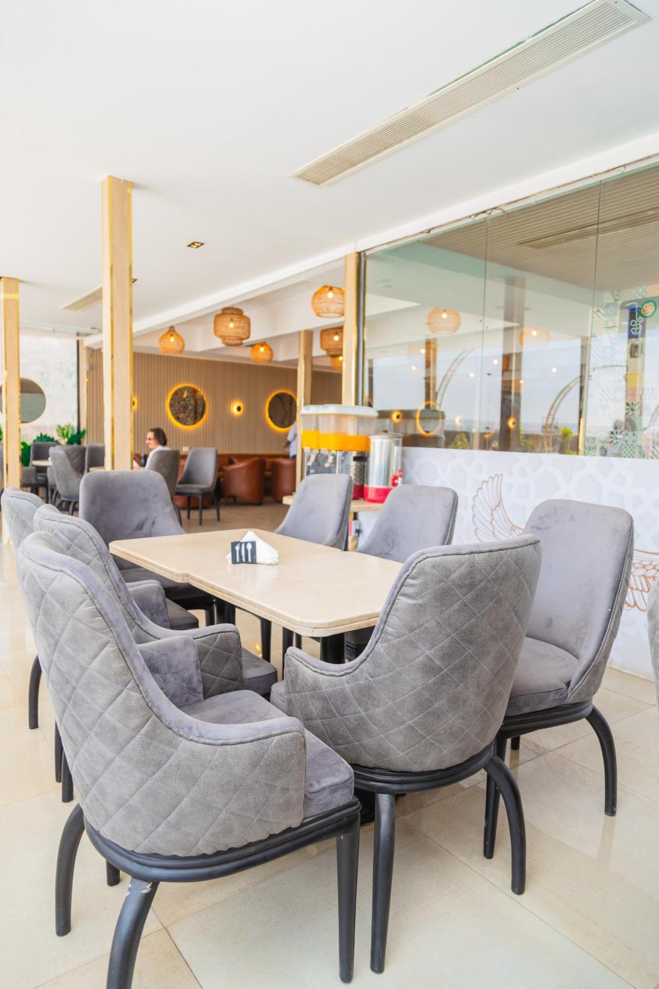 Comfort Giza Top Hotel Cairo Exterior photo