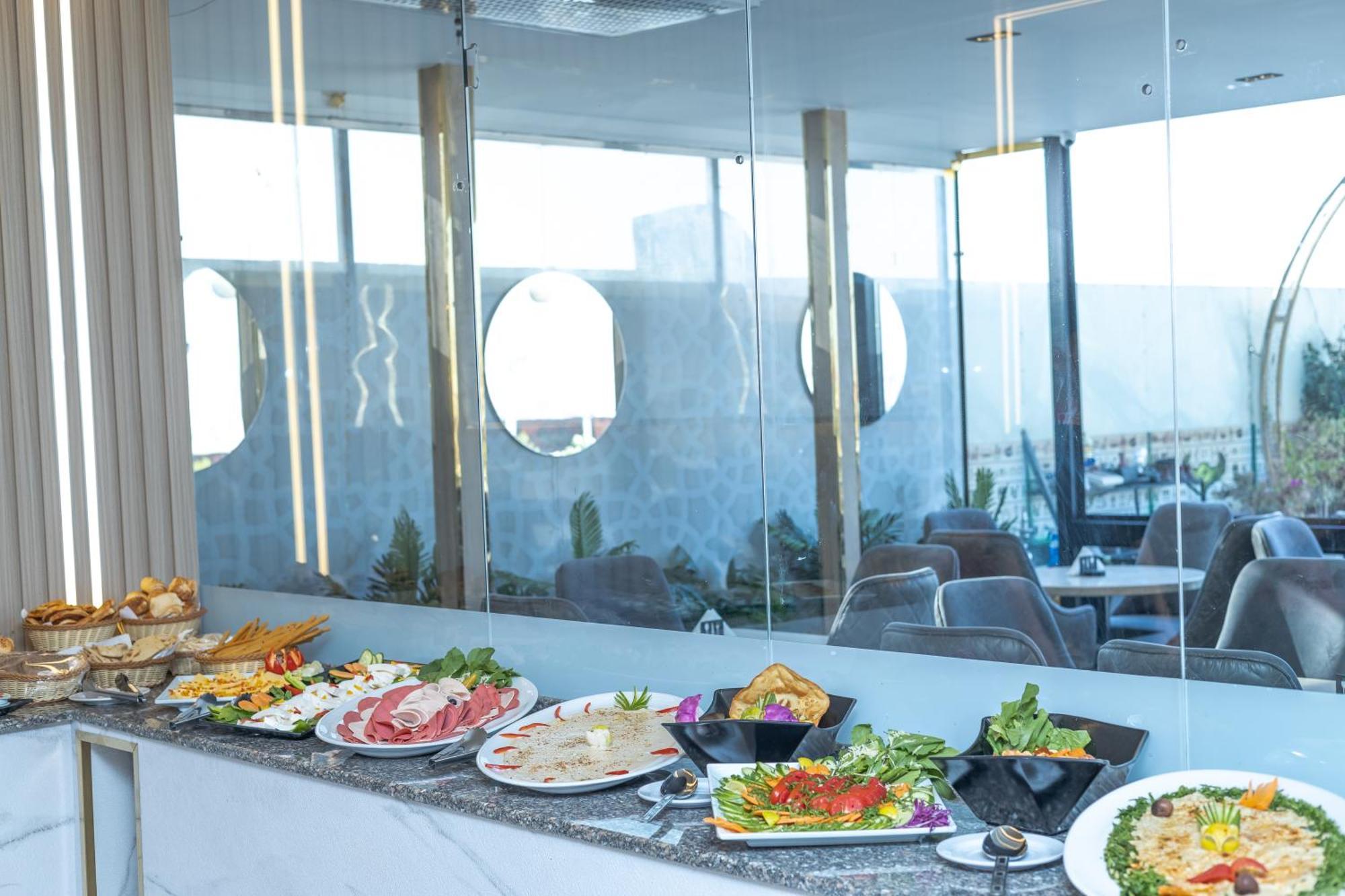 Comfort Giza Top Hotel Cairo Exterior photo